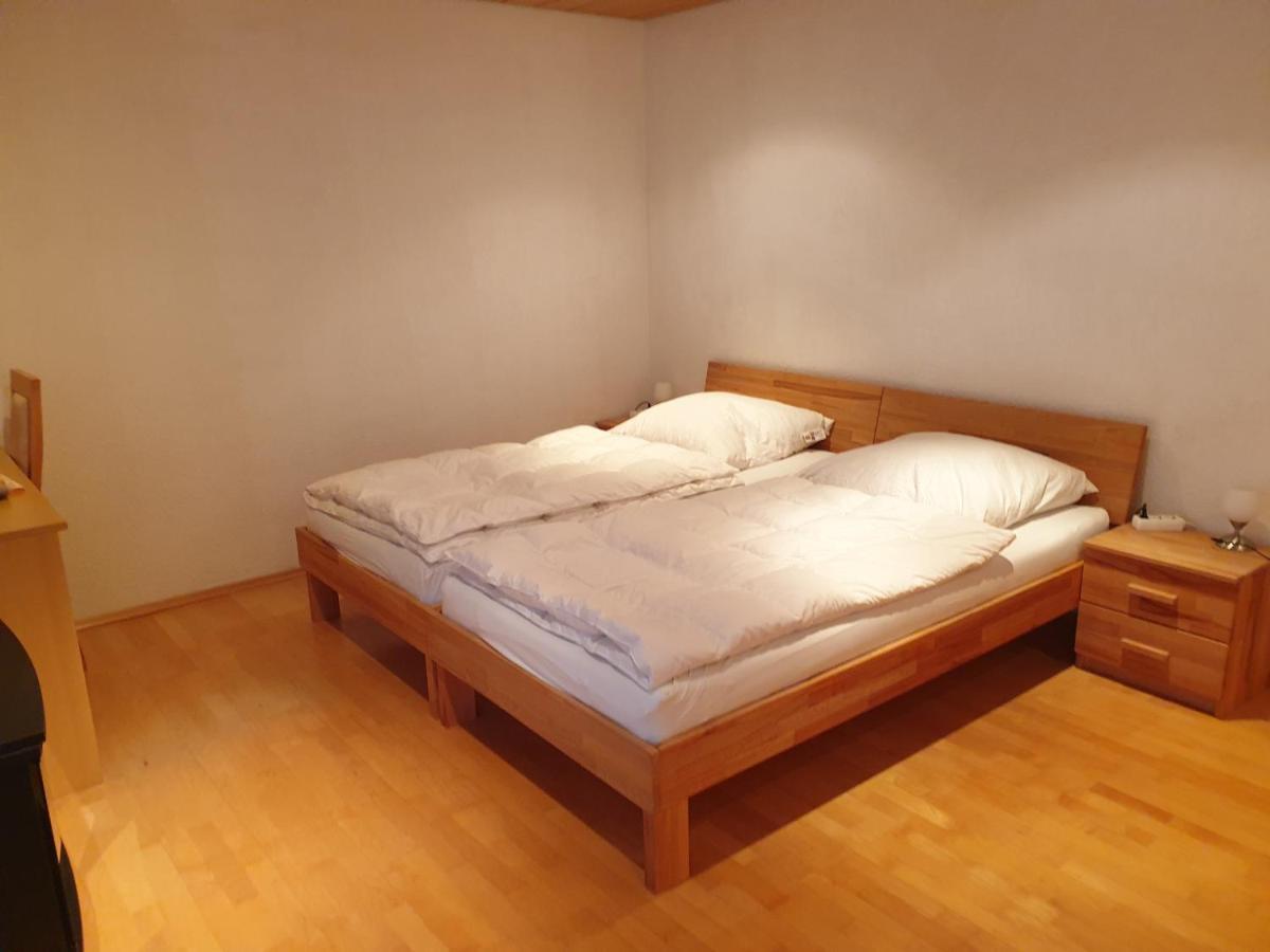 Wohnung Fuer 4 Personen, 2 Schlafzimmer, 2 Parkplaetze, Wlan Констанц Экстерьер фото