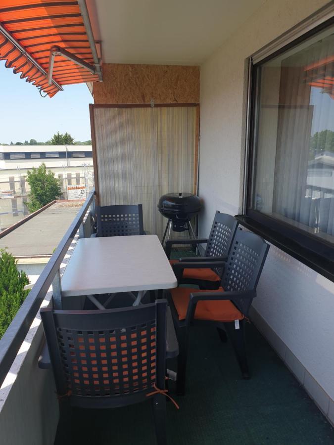 Wohnung Fuer 4 Personen, 2 Schlafzimmer, 2 Parkplaetze, Wlan Констанц Экстерьер фото